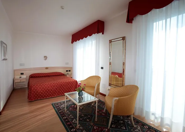 Helios リド・ディ・イエゾロ