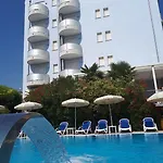 Helios 4*