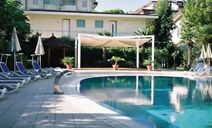 Helios Hotel 4*